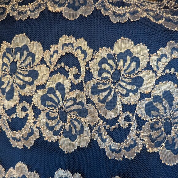 Blue and White Lacy Strapless Dress Size Medium - Picture 8 of 9